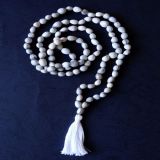White Vaijayanti Necklace - Tradicional Style